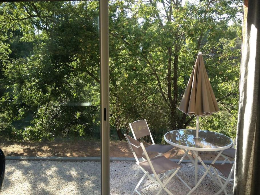 Appartement 2-4 Pers. Piscine, Entre Aix Et Cassis La Destrousse Bagian luar foto