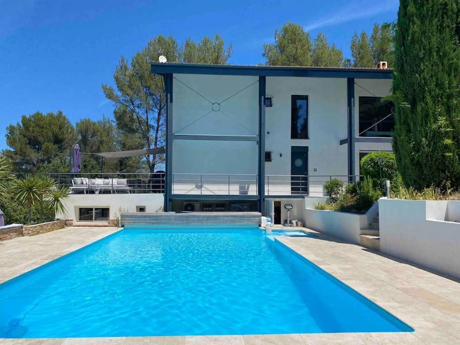 Appartement 2-4 Pers. Piscine, Entre Aix Et Cassis La Destrousse Bagian luar foto